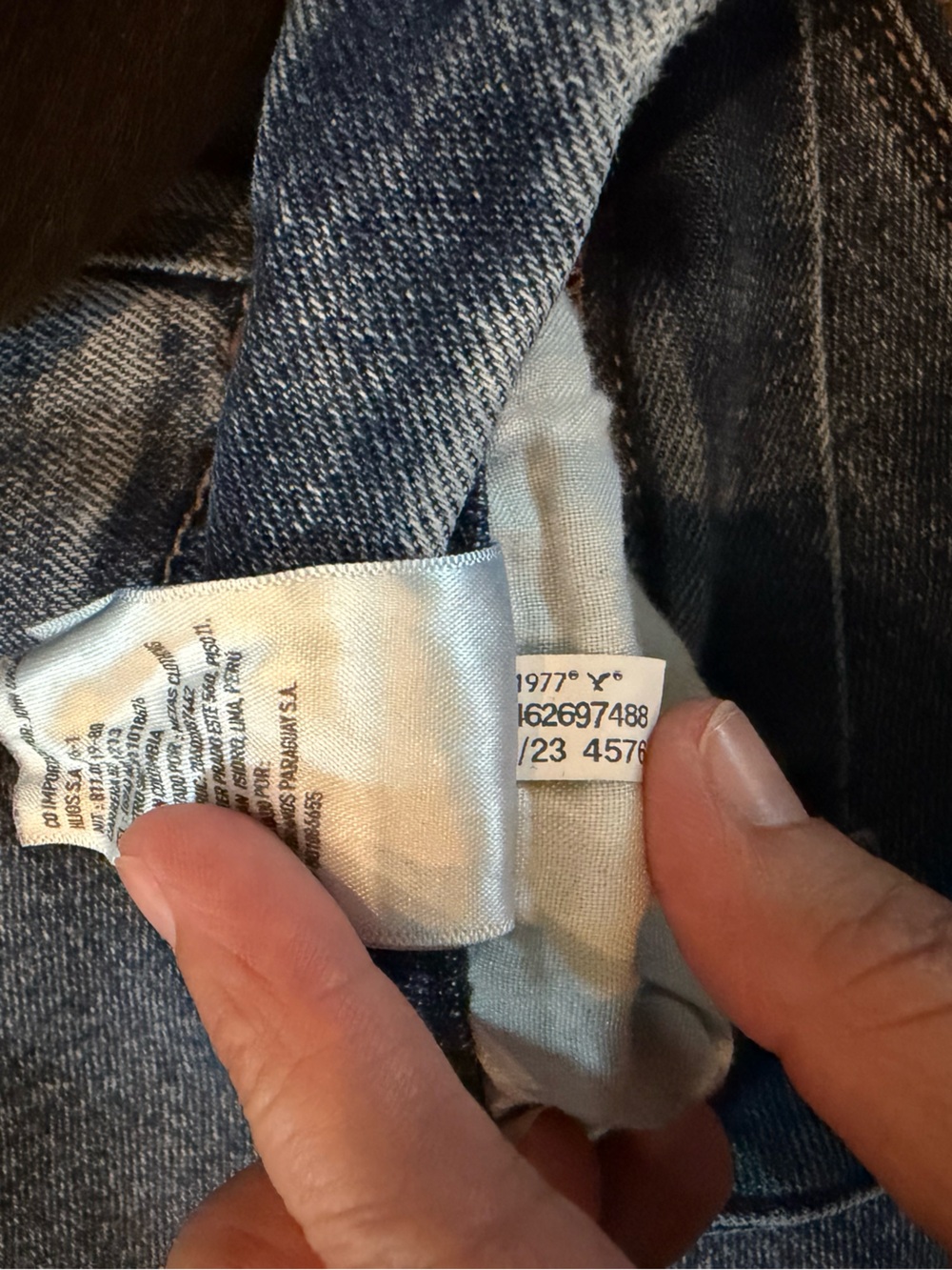 American Eagle Outfitters High-Rise Wide-Leg Jeans in Medium Blue size 4 stretch - Picture 15 of 16